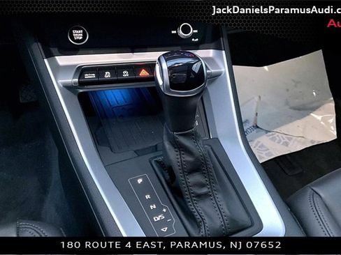 Used 2024 Audi Q3 2.0T Premium Plus image 13