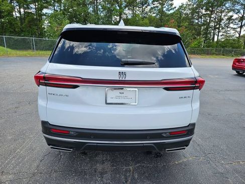 Used 2026 Buick Enclave Preferred w/ Power Package FWD image 6