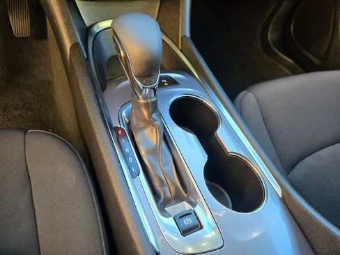 Used 2024 Chevrolet Malibu LT image 29