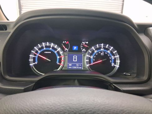 Used 2015 Toyota 4Runner SR5 Premium image 17