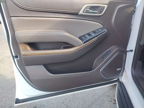 Used 2019 GMC Yukon XL Denali w/ Open Road Package image 11