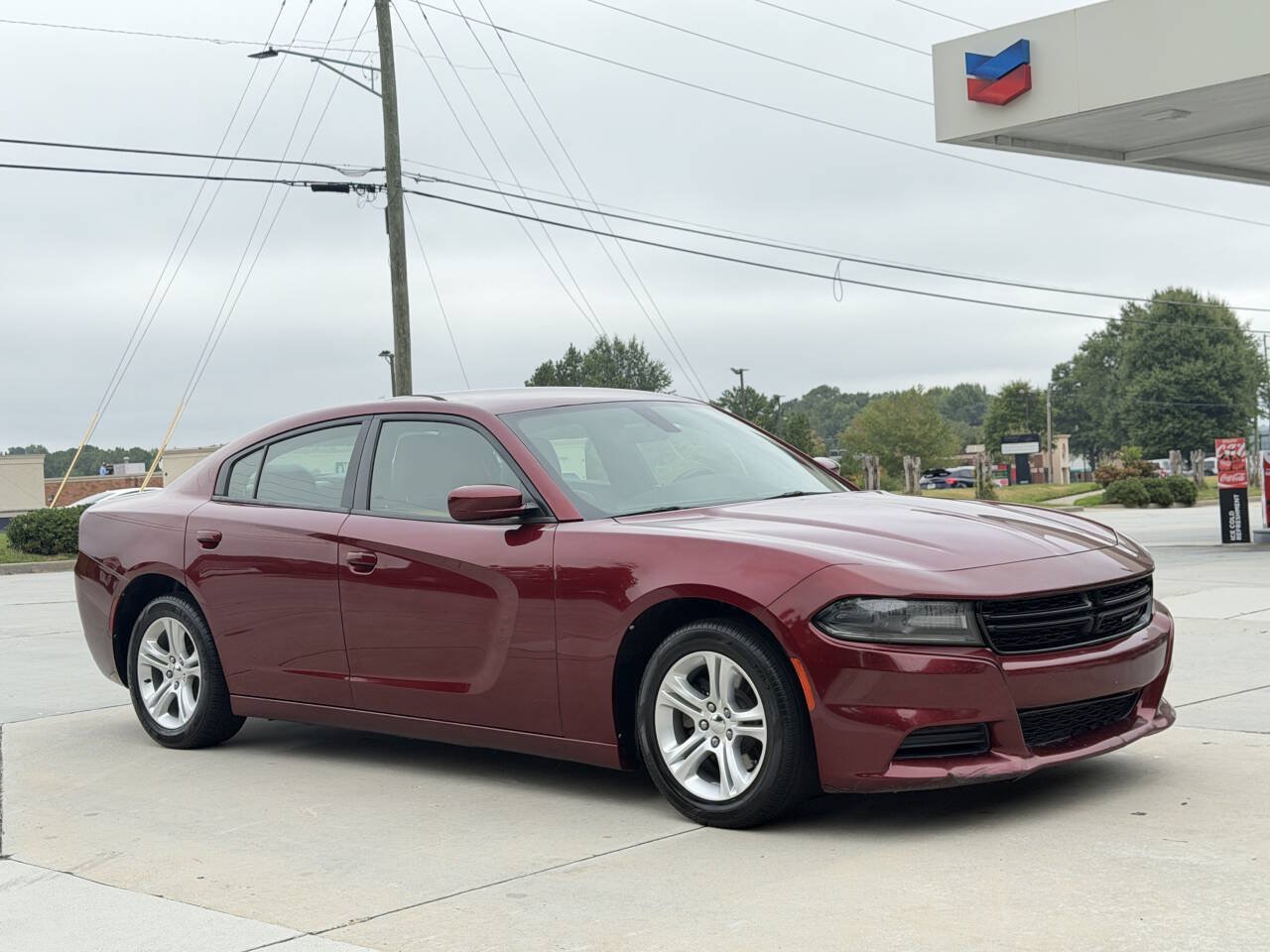 Used 2020 Dodge Charger SXT w/ Leather Interior Group RWD image 3