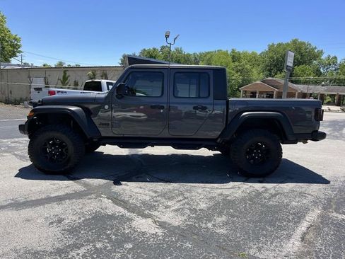 Used 2021 Jeep Gladiator Sport w/ Trailer Tow Package AWD/4WD image 6