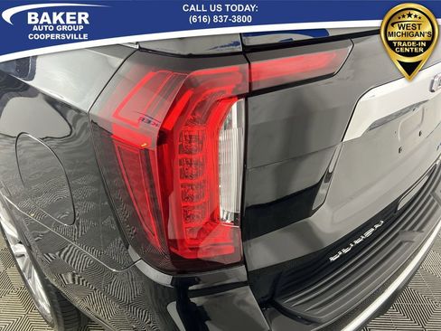 Used 2021 GMC Yukon Denali w/ Denali Premium Package image 37