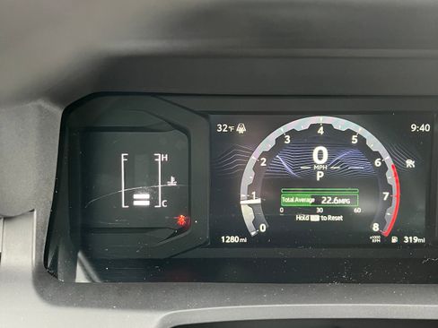 Certified 2025 Toyota Tacoma SR5 image 8