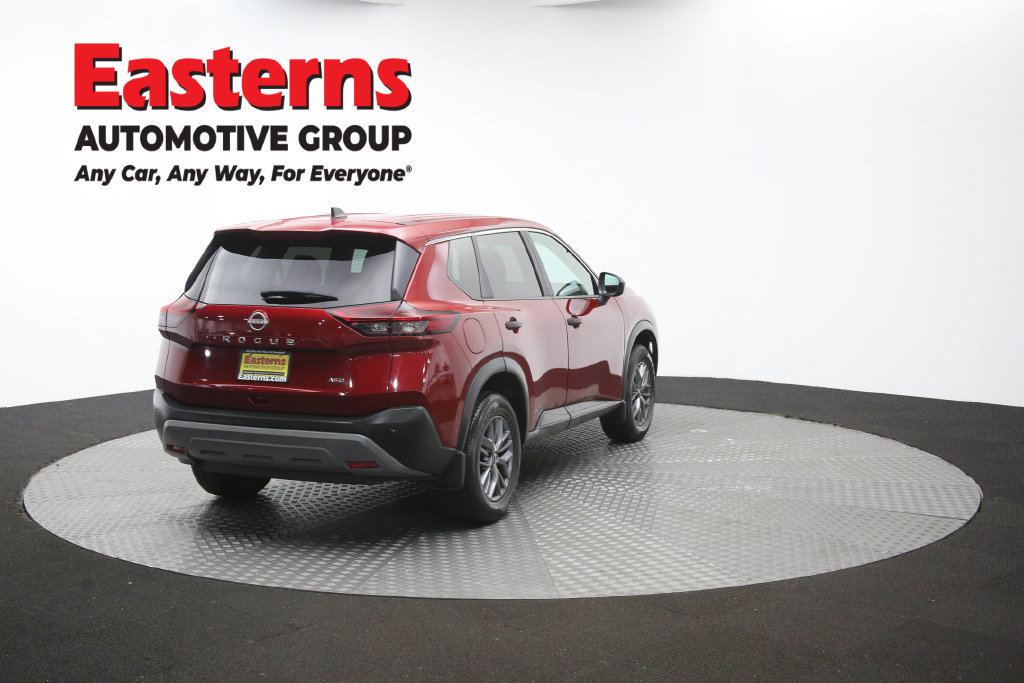 Used 2023 Nissan Rogue S AWD/4WD image 42