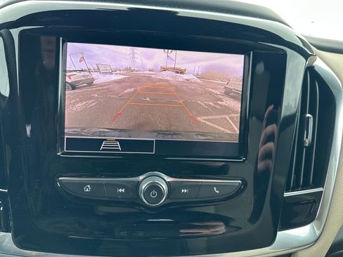 Certified 2022 Chevrolet Traverse LS image 20