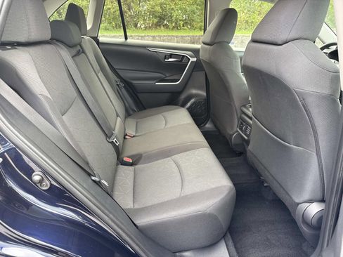 Used 2024 Toyota RAV4 XLE image 25