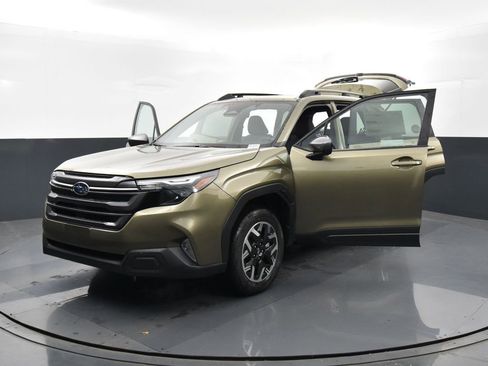 Certified 2026 Subaru Forester Premium AWD/4WD image 37
