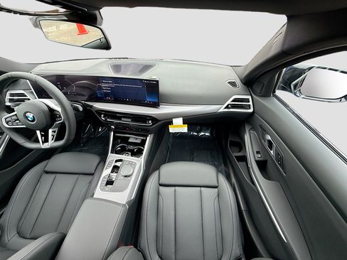 New 2026 BMW 330i Sedan w/ M Sport Package image 19