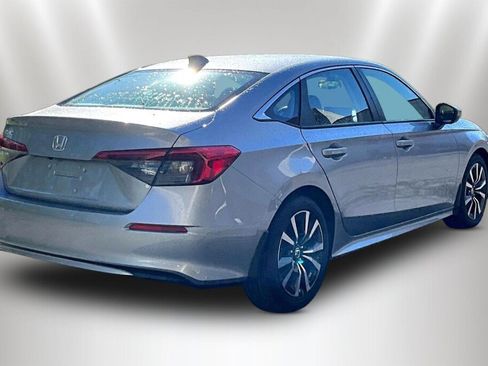 Used 2023 Honda Civic EX image 5
