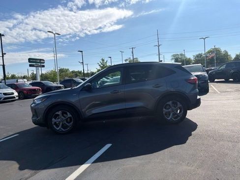Used 2025 Ford Escape ST-Line FWD image 17