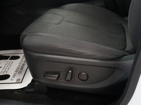 Used 2020 Hyundai Santa Fe SEL image 25