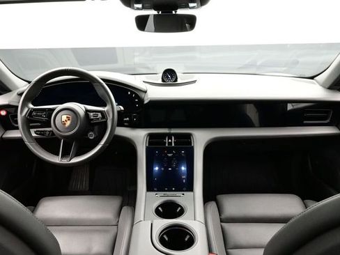 Certified 2022 Porsche Taycan 4S AWD/4WD image 21