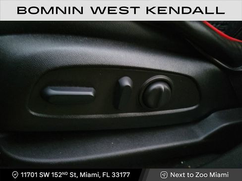 Used 2023 Chevrolet Blazer RS w/ Enhanced Convenience Package image 10