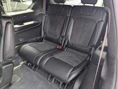 Used 2023 Jeep Grand Cherokee L Laredo AWD/4WD image 15