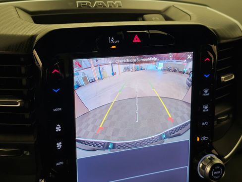 New 2026 RAM 1500 4x4 Crew Cab image 21