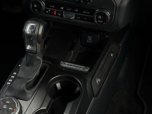 Certified 2025 Ford Bronco Outer Banks image 28