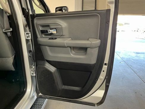 Used 2018 RAM 1500 Big Horn RWD image 15