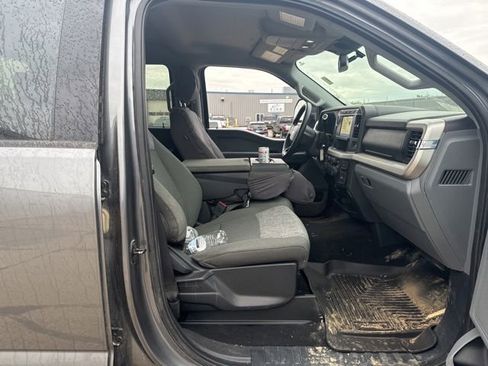 Used 2023 Ford F250 XLT AWD/4WD image 12