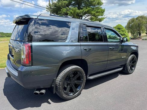 Used 2019 GMC Yukon SLT w/ Graphite Performance Edition AWD/4WD image 7
