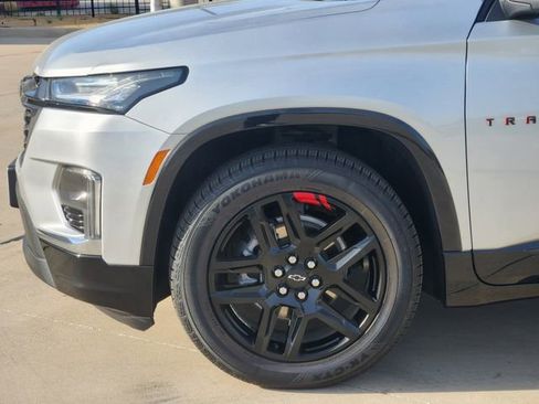 Used 2022 Chevrolet Traverse Premier w/ Redline Edition image 8