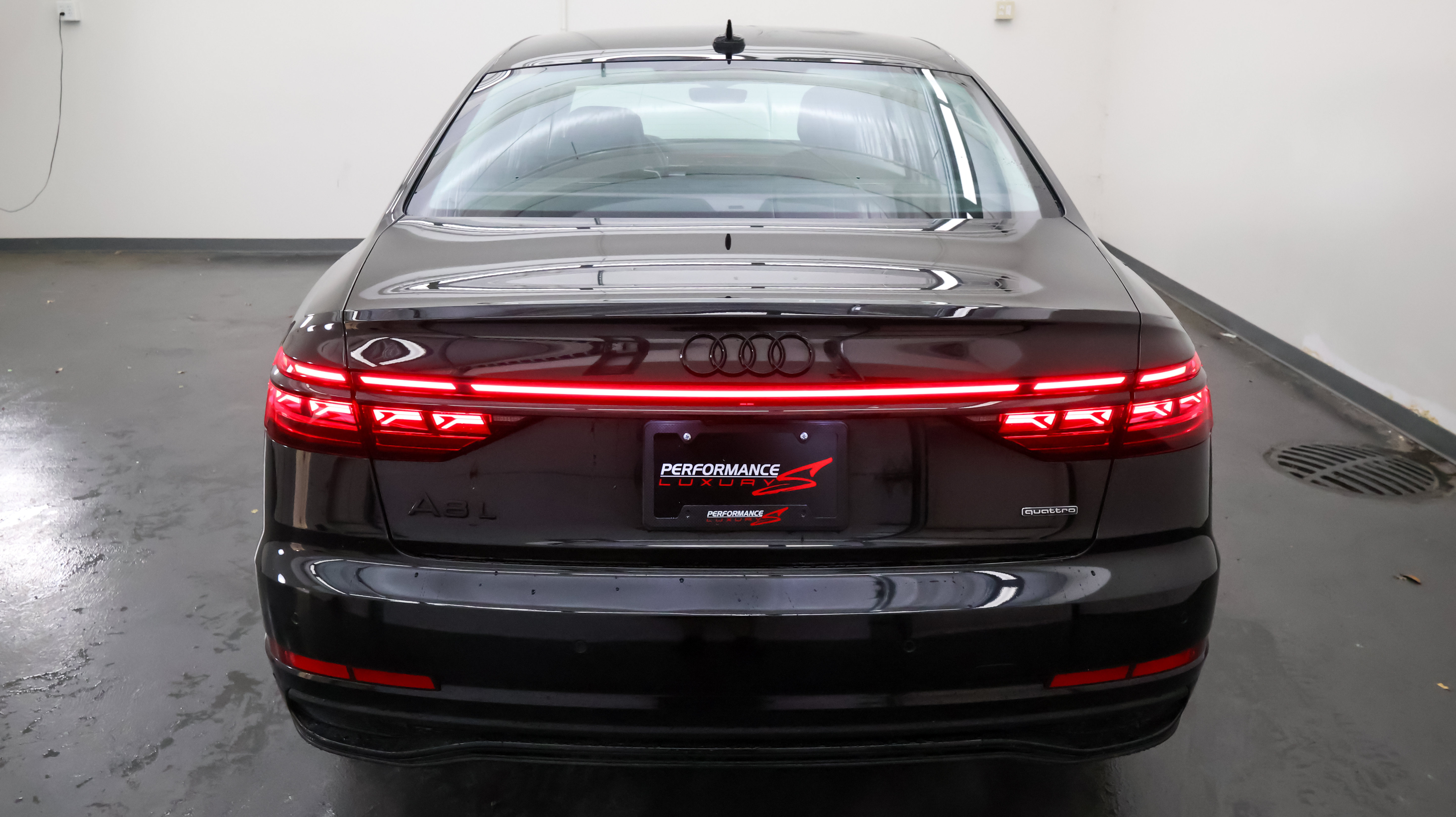 Used 2022 Audi A8 L 3.0T w/ Executive Package AWD/4WD image 4