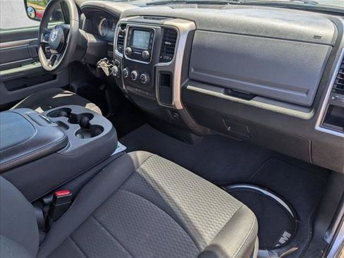 Used 2019 RAM 1500 Warlock RWD image 19