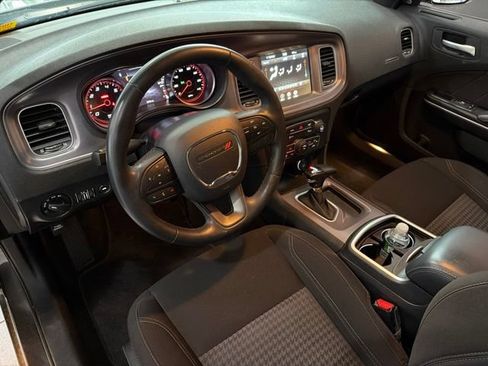 Used 2023 Dodge Charger SXT RWD image 10