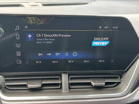 Certified 2025 Chevrolet Trax ACTIV w/ Sunroof Package FWD image 28