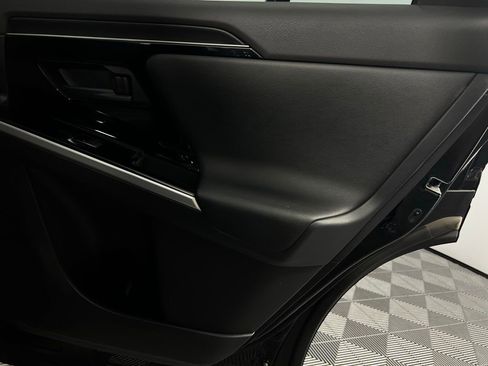 Used 2024 Toyota bZ4X XLE image 28