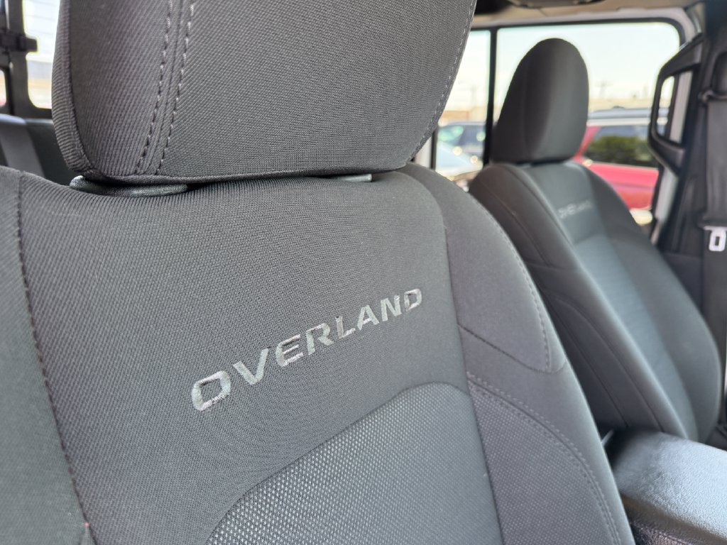 Used 2020 Jeep Gladiator Overland AWD/4WD image 11