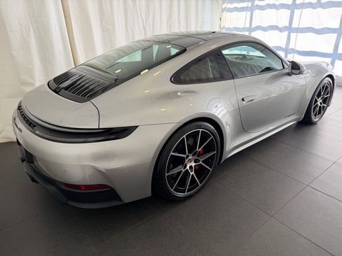 Certified 2026 Porsche 911 Carrera GTS RWD image 9