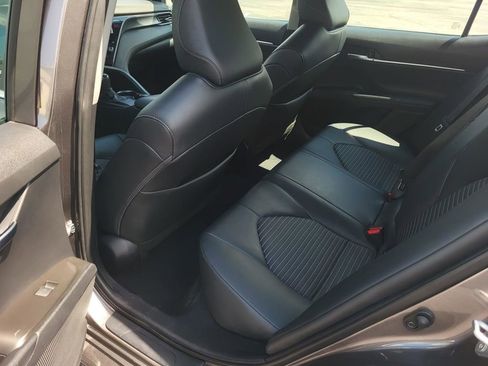 Used 2023 Toyota Camry SE image 27