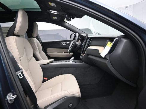 New 2026 Volvo XC60 B5 Plus w/ Climate Package AWD/4WD image 27