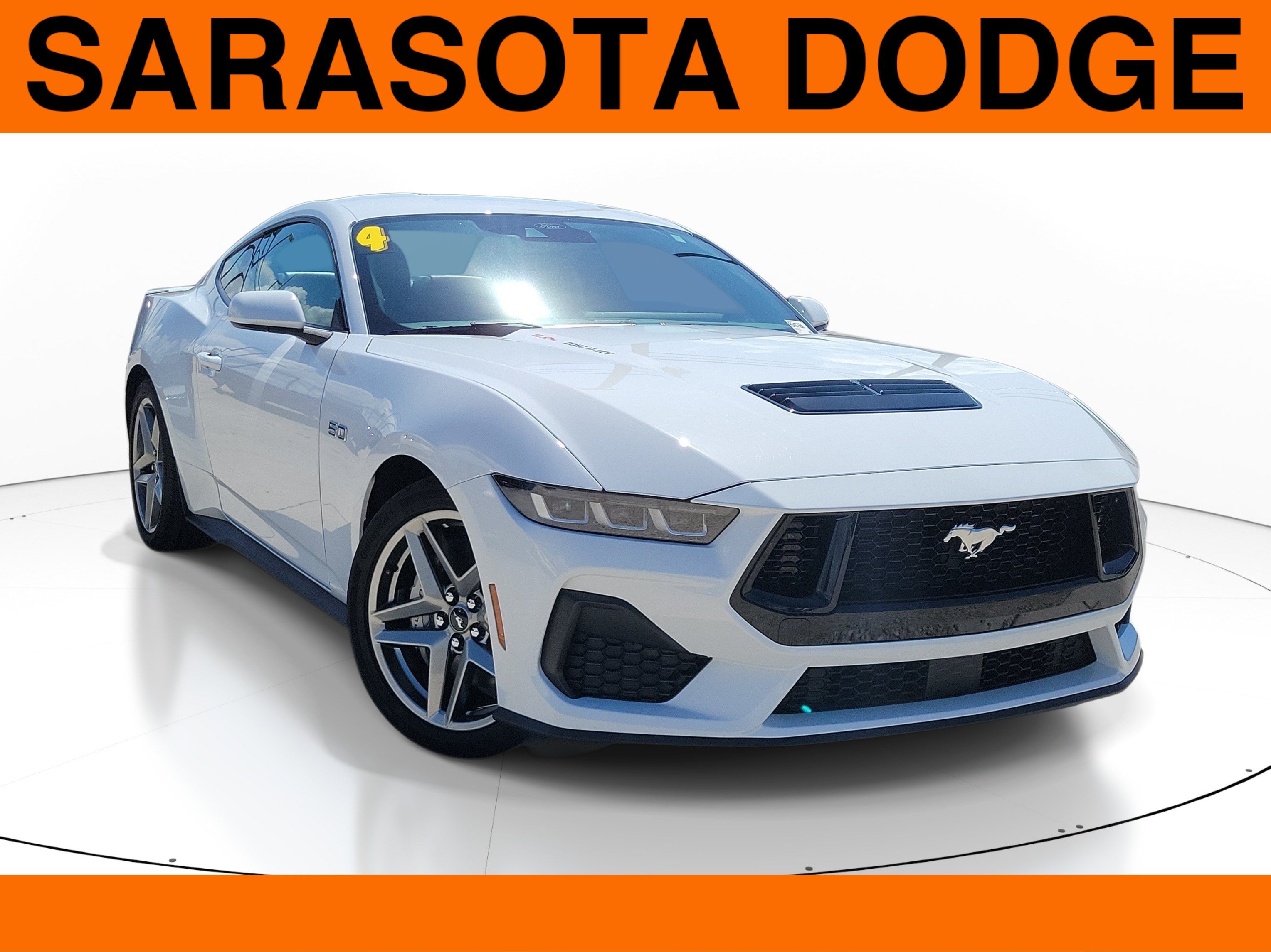 Used 2024 Ford Mustang GT Premium RWD image 1