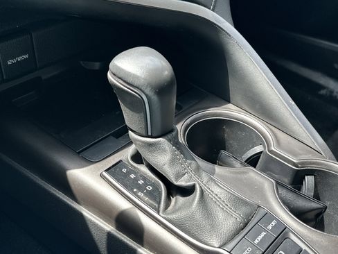 Used 2022 Toyota Camry XSE w/ Navigation Package FWD image 21