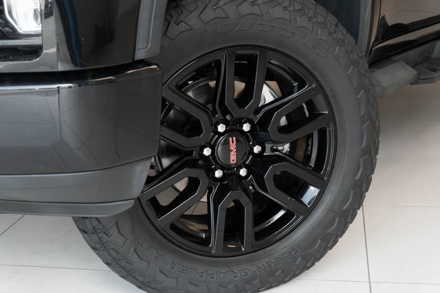 Used 2021 GMC Sierra 1500 Elevation w/ X31 Off-Road Package AWD/4WD image 2