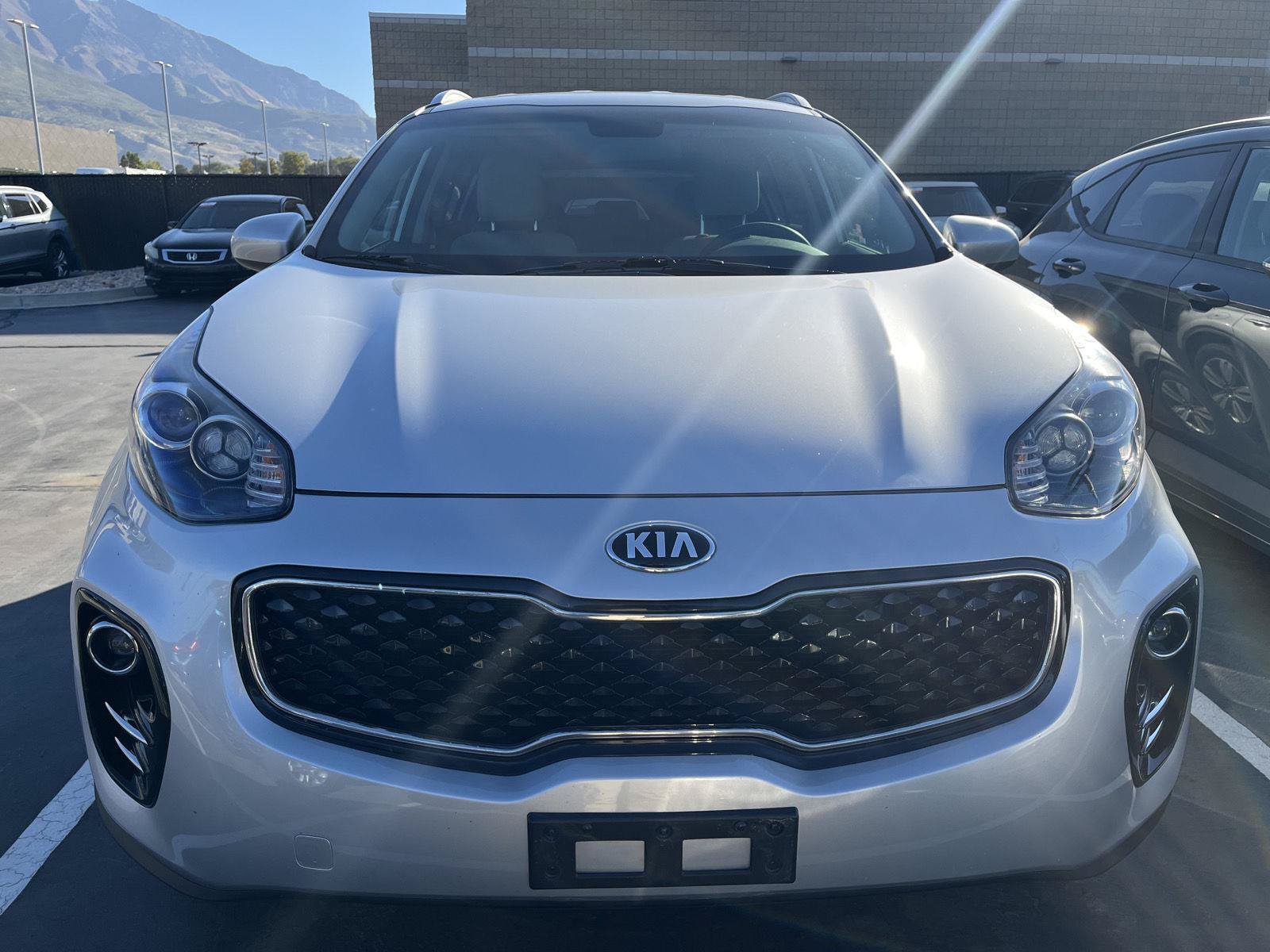 Used 2017 Kia Sportage LX w/ LX Popular Package AWD/4WD image 2