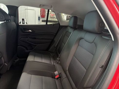 New 2026 Chevrolet Trax LT w/ Sunroof Package image 23