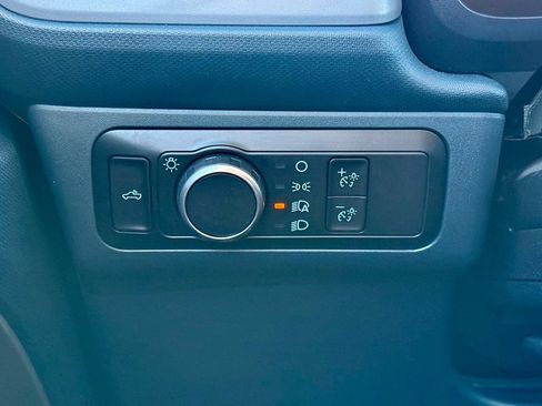 Certified 2025 Ford Maverick Tremor image 27