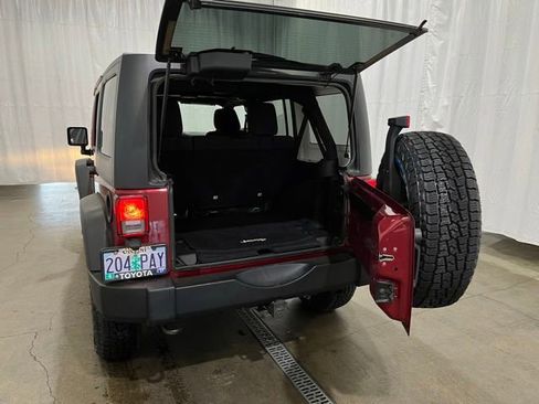 Used 2012 Jeep Wrangler Unlimited Sport AWD/4WD image 13