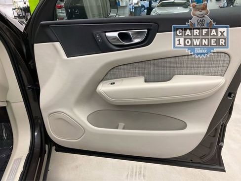 Used 2022 Volvo XC60 B5 Momentum image 27