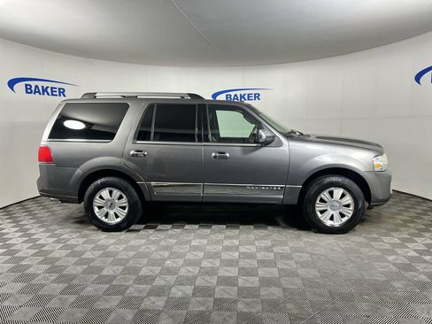 Used 2013 Lincoln Navigator 4WD image 10