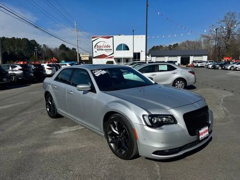 Used 2023 Chrysler 300 S image 22