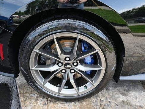 Used 2024 Ford Mustang Dark Horse image 12