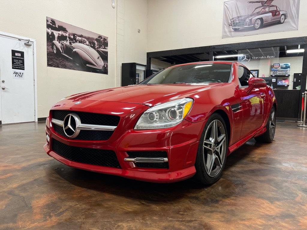 Used 2016 Mercedes-Benz SLK 350 image 5