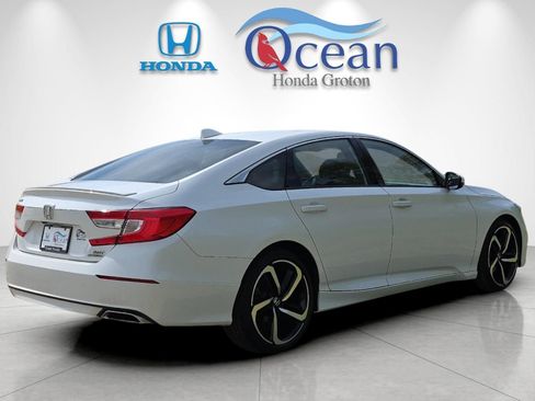 Used 2020 Honda Accord Sport image 3