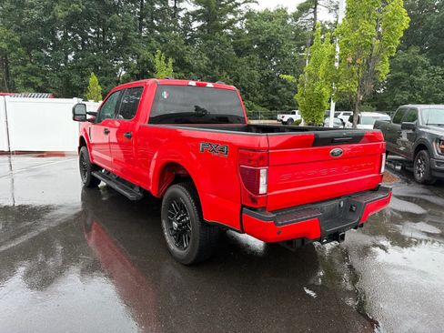 Used 2022 Ford F250 XLT w/ Black Appearance Package AWD/4WD image 8