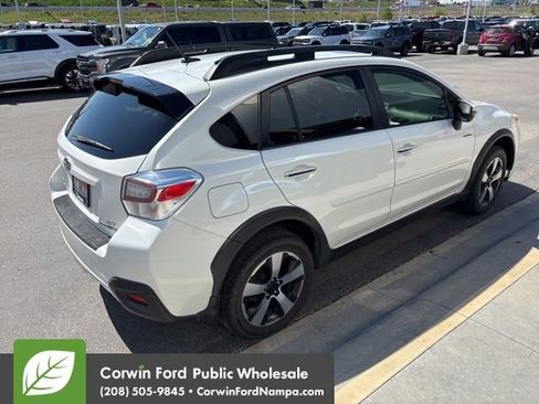 Used 2015 Subaru Crosstrek Touring image 7